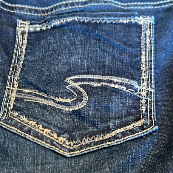 Silver JeansβSuki Slim Boot 22 - Picture 5 of 12